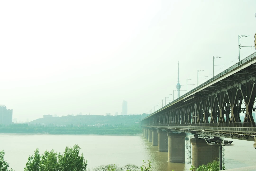Ảnh tháp Hạc Vàng tại Vũ Hán
