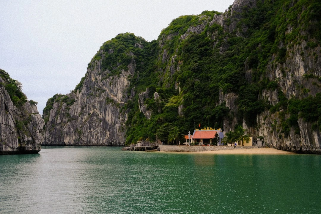 review-dia-diem-du-lich-duoi-goc-nhin-cua-mot-blogger-lao-luyen