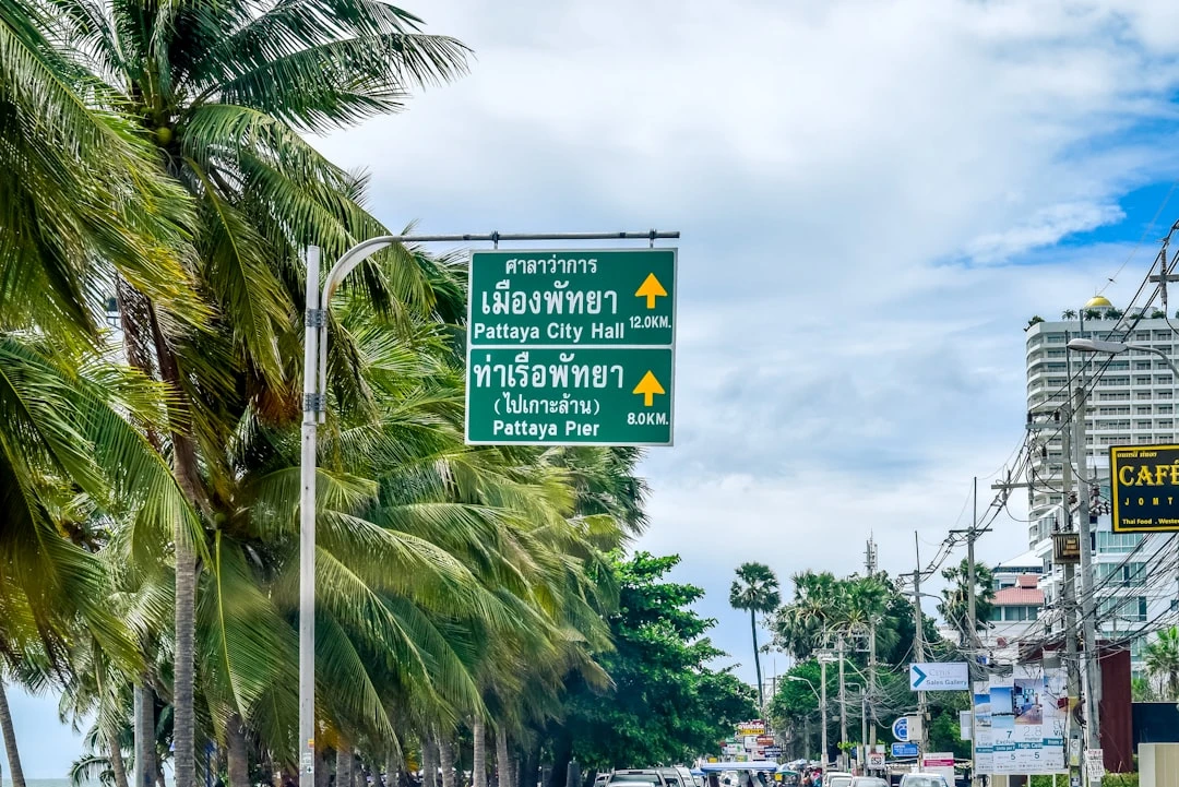 Bãi biển Pattaya vào mùa khô