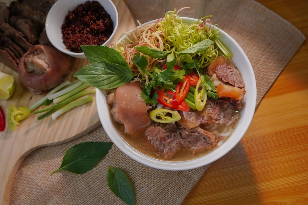 Bún bò Huế, đặc sản hấp dẫn của miền Trung