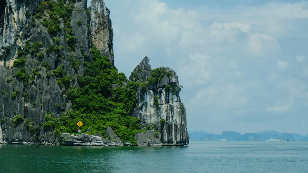 Du lịch vịnh Hạ Long