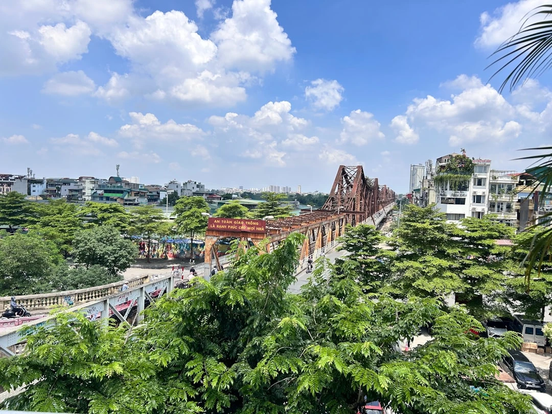 Hình ảnh cầu Long Biên, biểu tượng lịch sử của Hà Nội