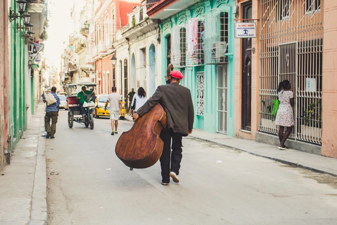Hình ảnh Old Havana với kiến trúc cổ điển