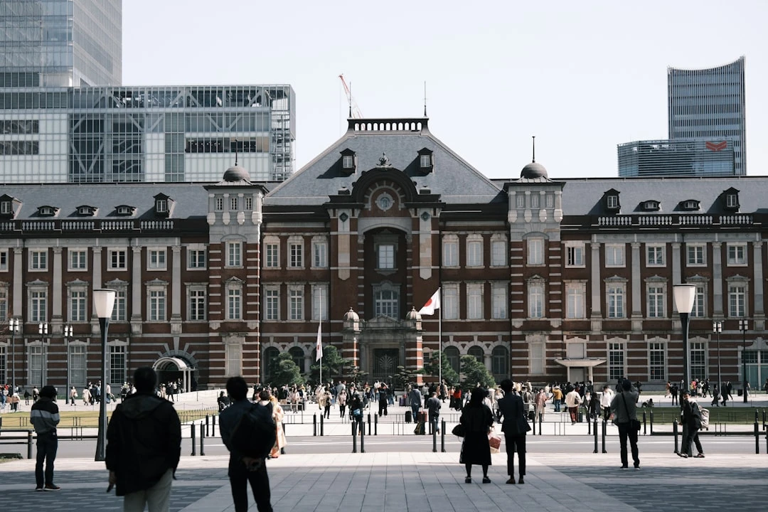 Khu vườn Cung điện Hoàng gia Tokyo với kiến trúc truyền thống
