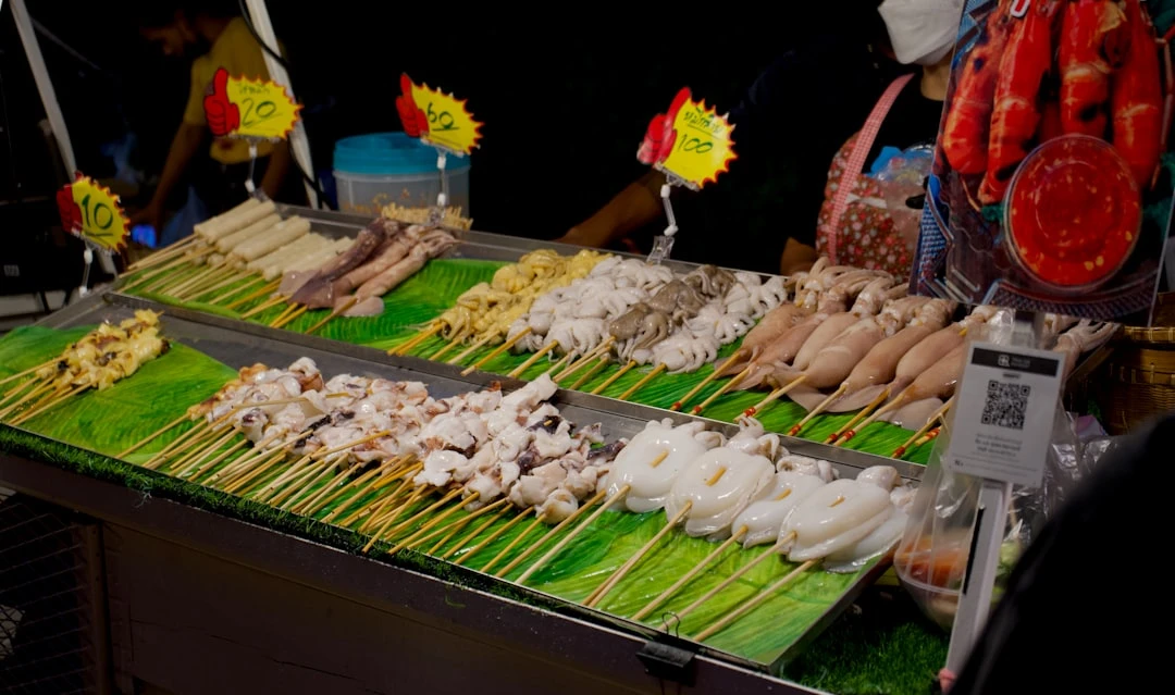 Quầy ẩm thực đường phố Pattaya